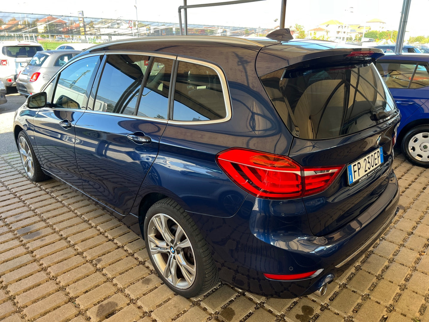 Bmw Serie 2 Gran Tourer  218d Gran Tourer Luxury cambio automatico 7 posti tetto apribile